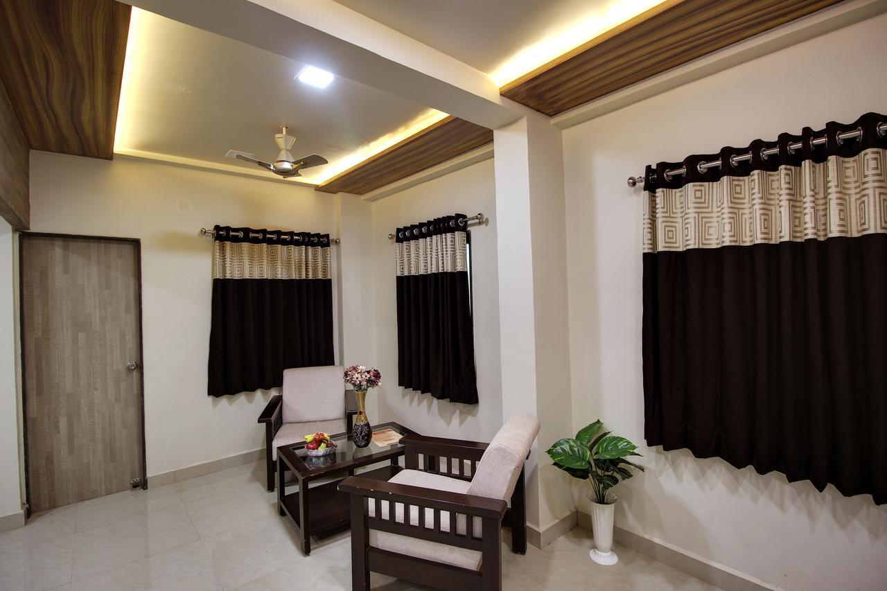 Daksh Hotel And Restaurant Talala Extérieur photo