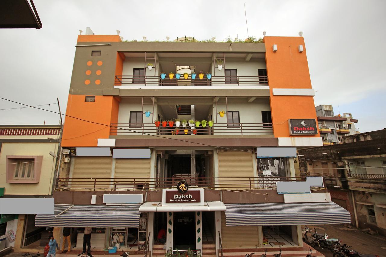 Daksh Hotel And Restaurant Talala Extérieur photo